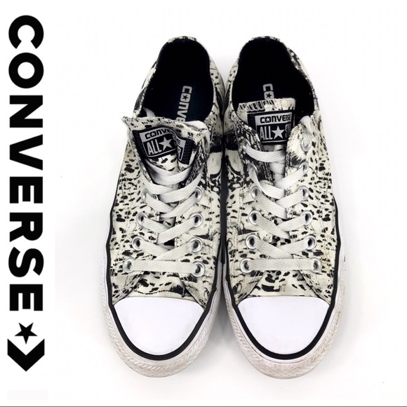 Converse Other - 💕SALE💕Converse Off White/Black Spotted Converse